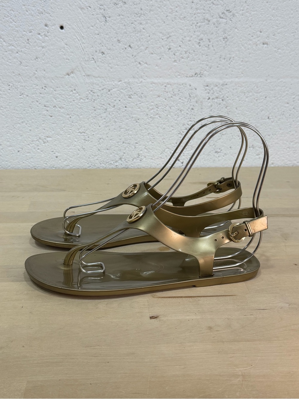 Michael Kors Metallic Gold T-Strap Jelly Sandals